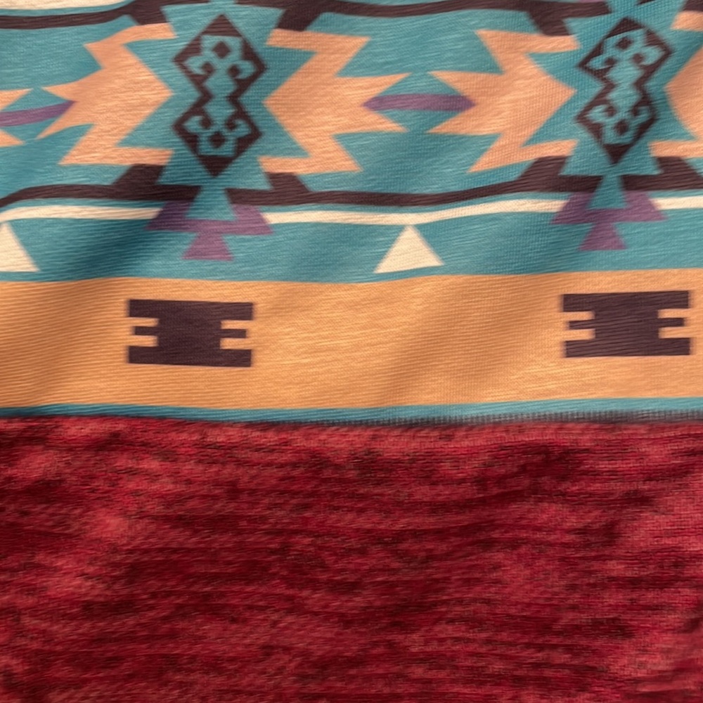 Long sleeve aztec shirt - Picture 2 of 2